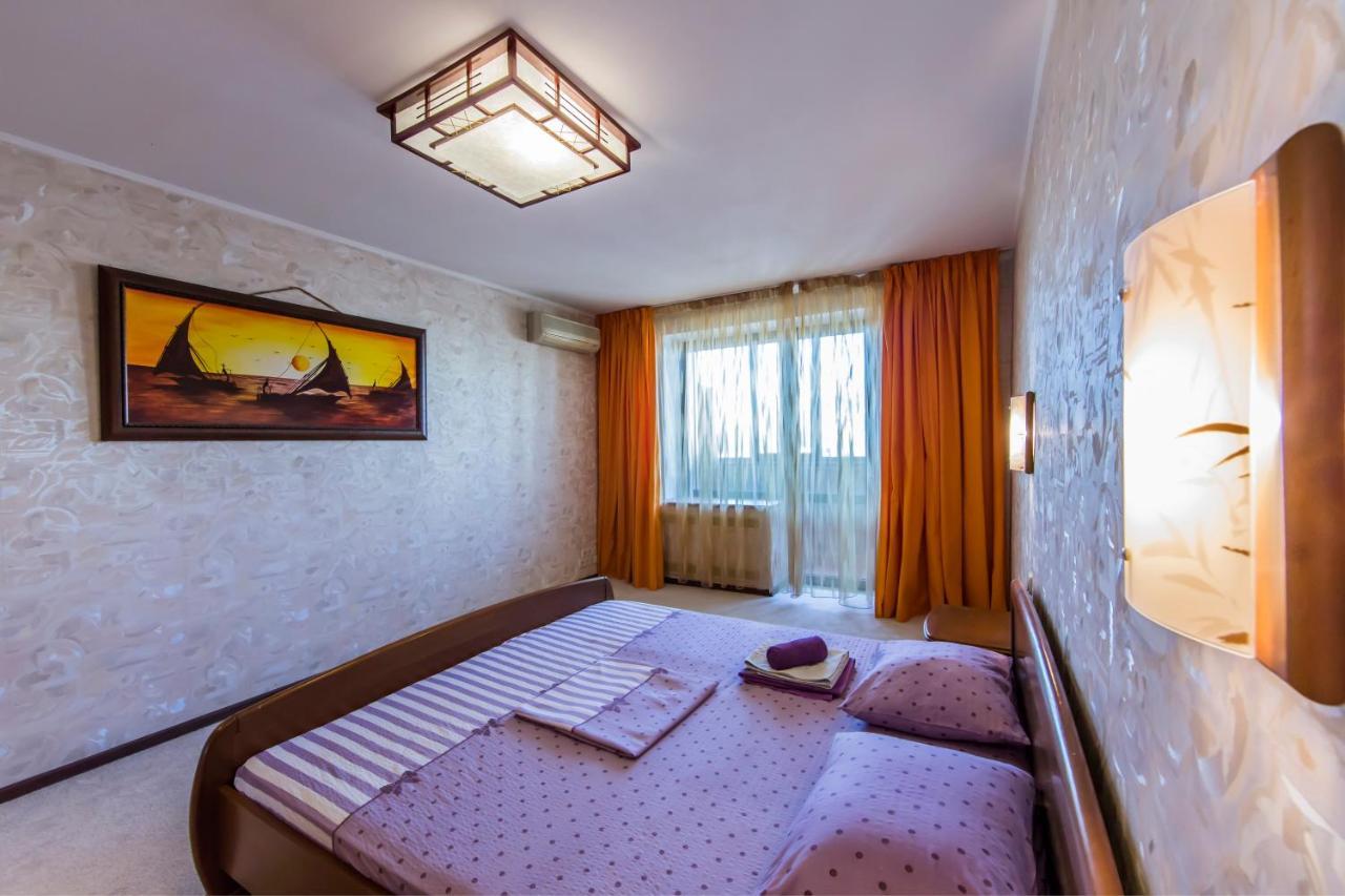 Two-Room Apartments On Maidan Nezavisimosti Kiev Esterno foto