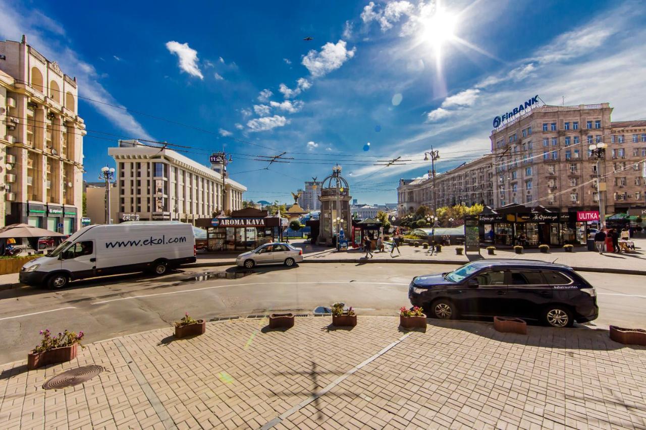Two-Room Apartments On Maidan Nezavisimosti Kiev Esterno foto